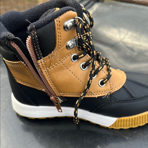 Wonder Nation boys winter boots size 12 - Picture 6 of 7